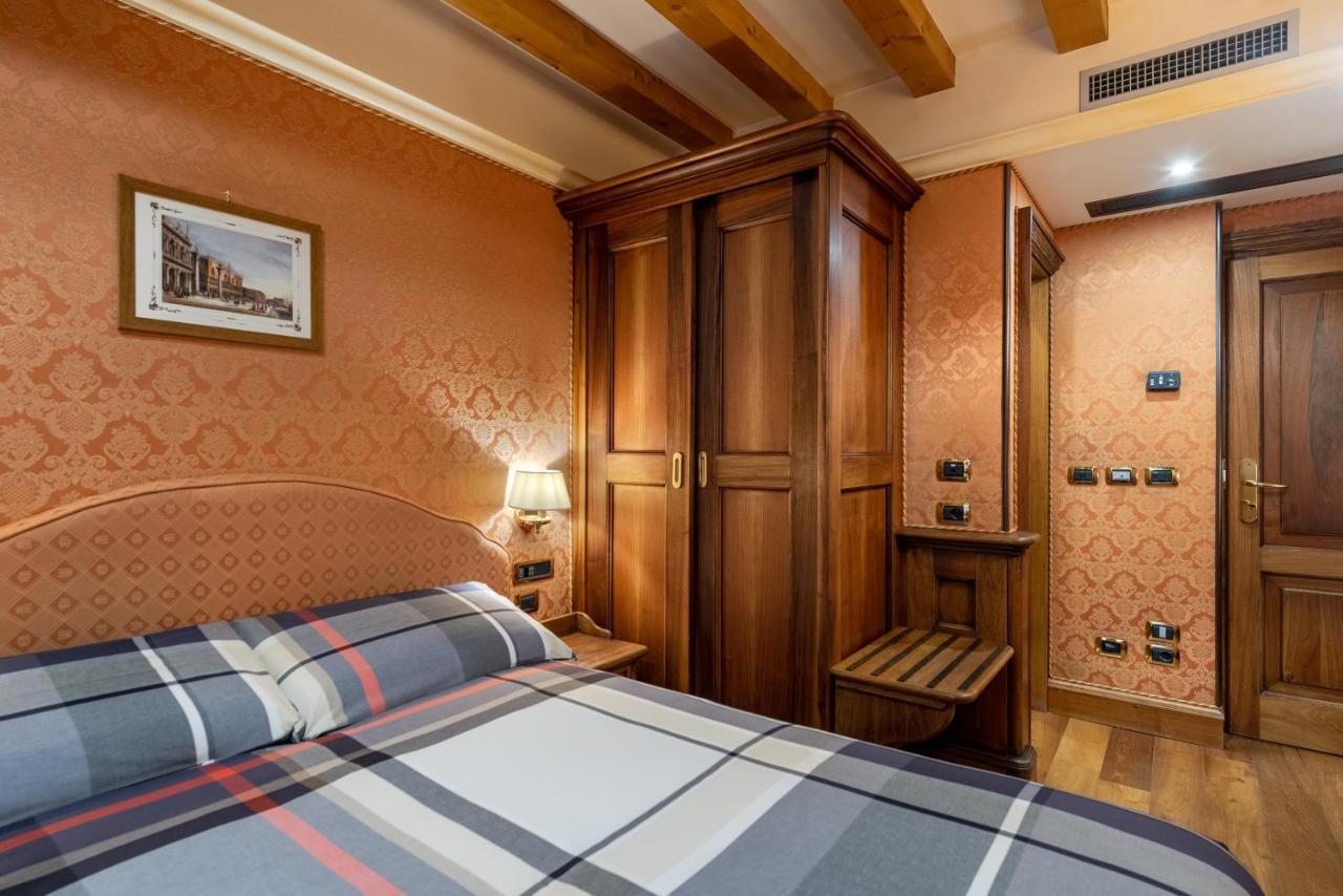 Hotel Montecarlo Venezia Esterno foto